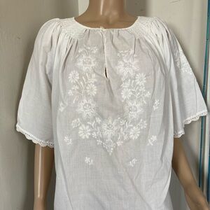 Boho Prairie Cotttagecore White Floral Embroidered Blouse Size Large